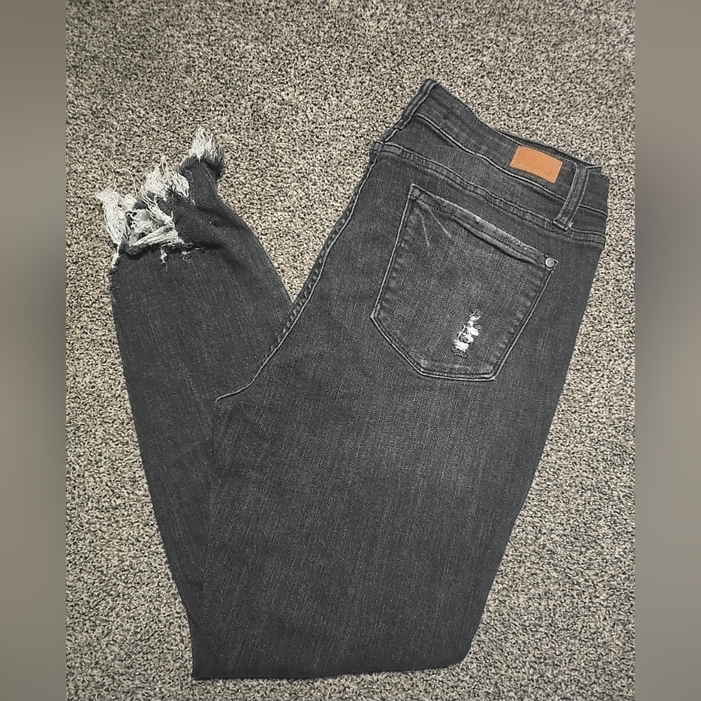 Judy Blue Skinny Fit Charcoal Black Jeans, Distressed Hem, Womens Size 15/32 - Picture 2 of 12